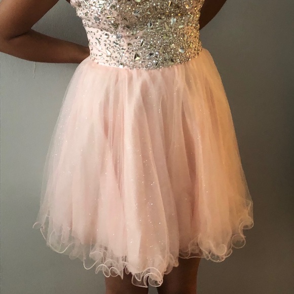 Beautiful Pink Graduation/Prom/Party Dress - Picture 2 of 4